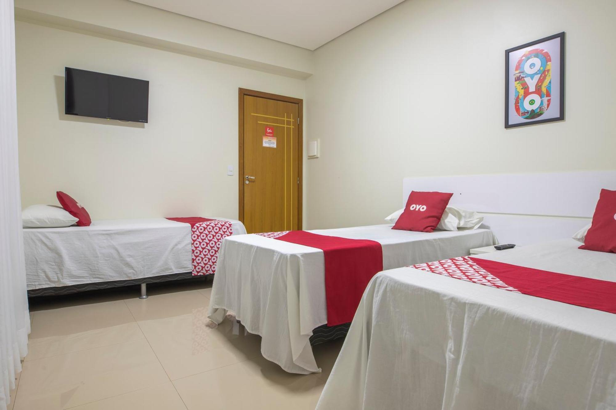 Oyo Tropical Confort Hotel, Brasilia Sao Sebastiao  エクステリア 写真