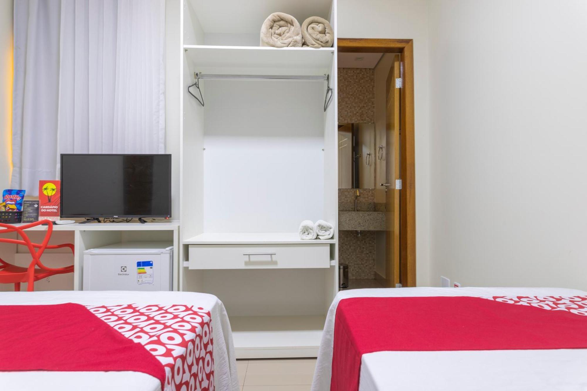Oyo Tropical Confort Hotel, Brasilia Sao Sebastiao  エクステリア 写真