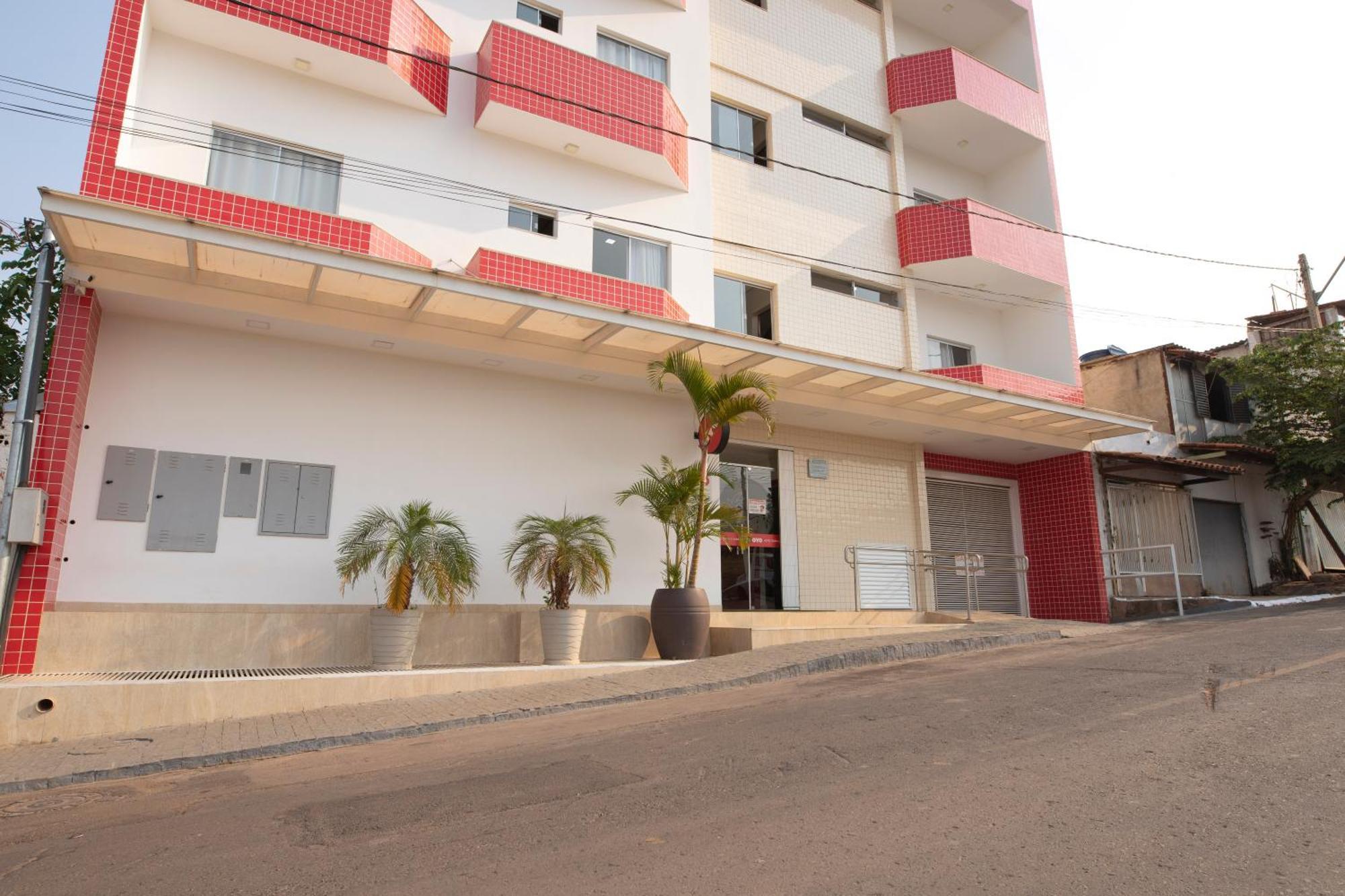 Oyo Tropical Confort Hotel, Brasilia Sao Sebastiao  エクステリア 写真